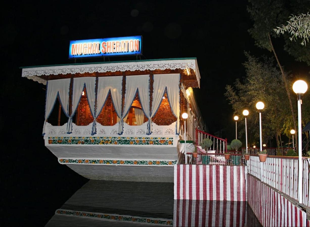 The Mughal Sheraton Houseboat Hotel Durgjan Екстериор снимка