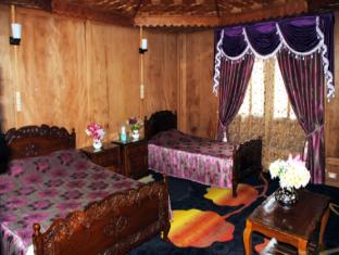 The Mughal Sheraton Houseboat Hotel Durgjan Екстериор снимка